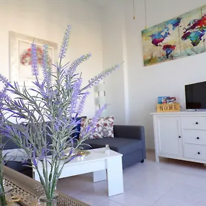 https://casa-pepa-wi-fi-y-licencia.hotelsincadiz.net